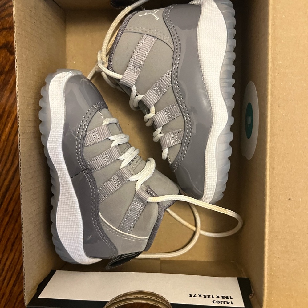 Cool grey jordan’s